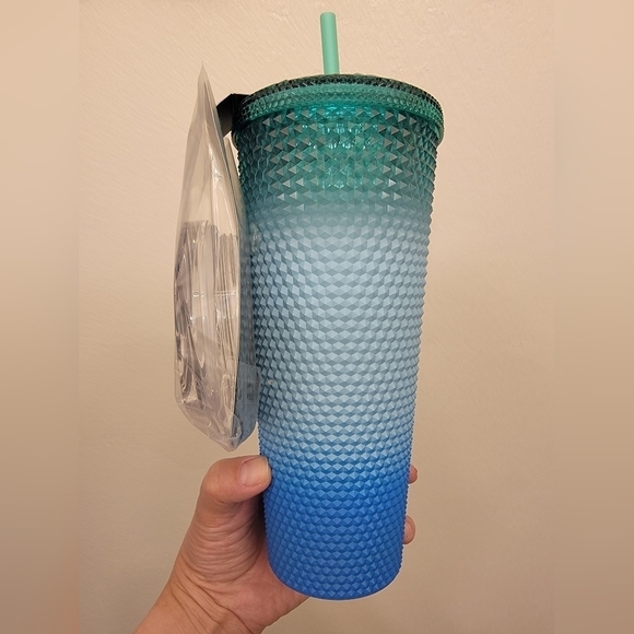 NWT Starbucks 2023 LATAM Release Studded Gradient Bling, Venti Tumbler - Picture 2 of 6